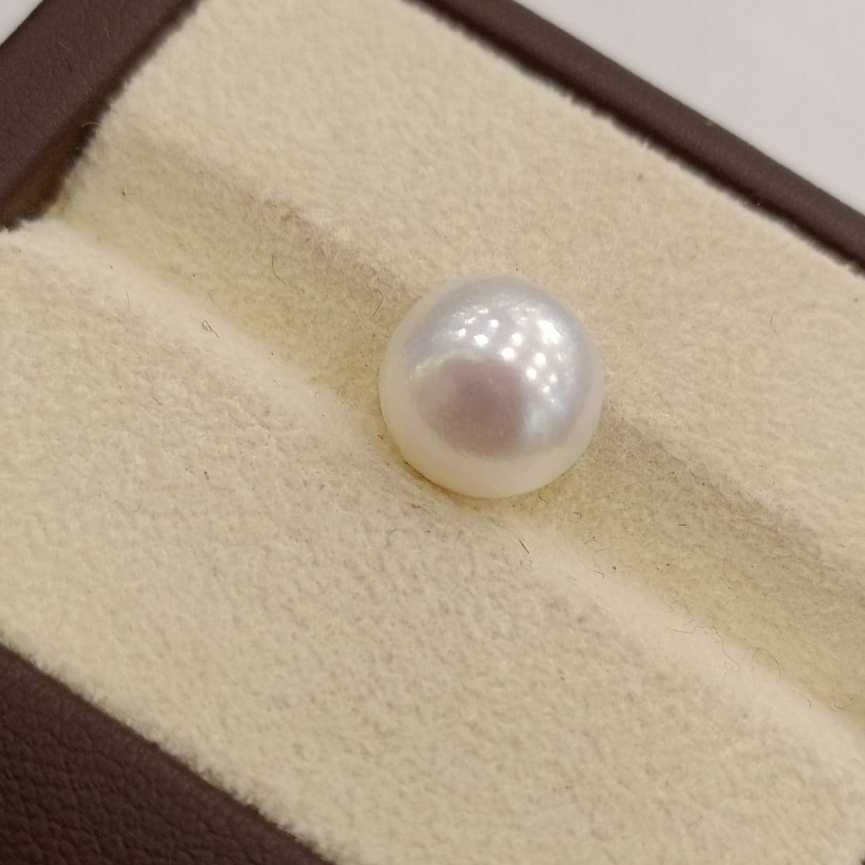 Natural Pearl The Essence of Elegance and Serenity Summary No IGCDKBAJ48363