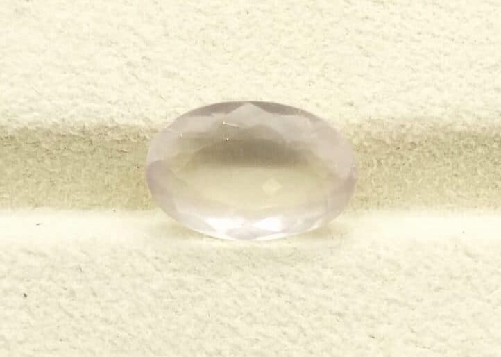 5.33 Ratti Natural Rose Quartz: A Stone of Love and Healing