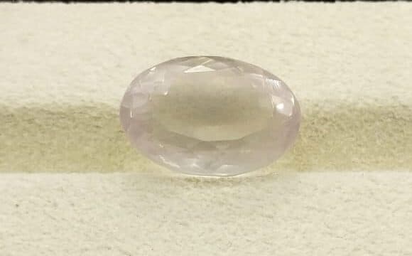 8.22 Ratti Natural Rose Quartz: The Gem of Unconditional Love