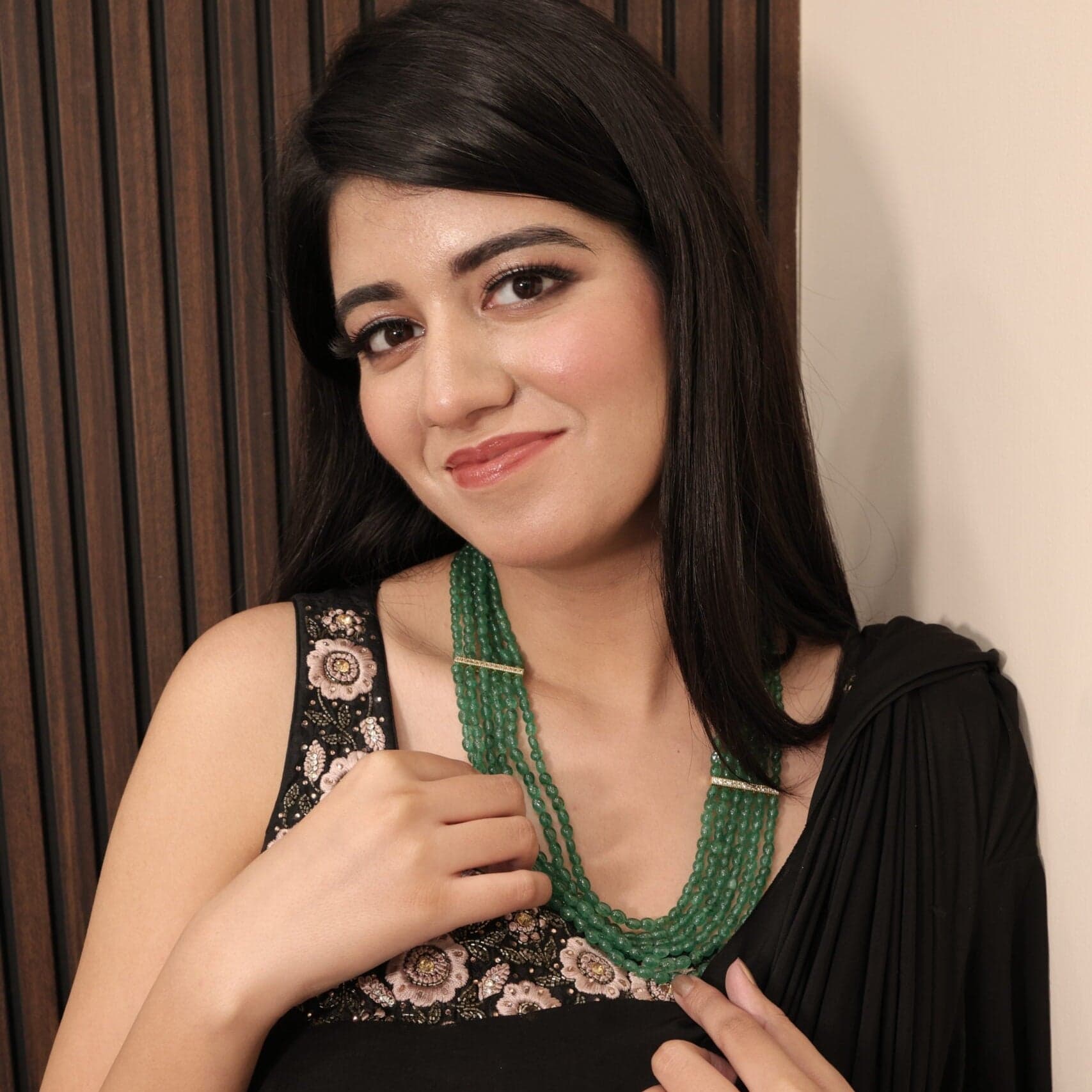 Emerald Beaded Six-Line Necklace: A Masterpiece of Grandeur and Sophistication-NK039